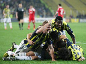 Fenerbahçe, Benficayı da devirdi!