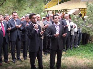 Yağmur duasında ıslandılar