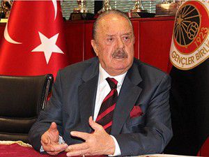 Yollarını ayırıyor