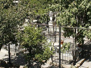 Sultan Vahdeddinin mezarı Türkiyede olmalı