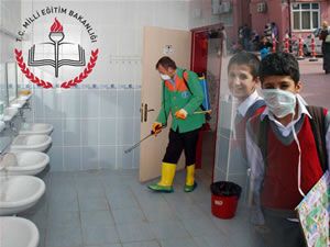 Bugün okullar tatil
