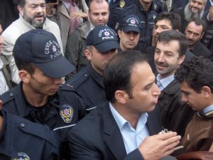 Darbecilere suç duyurusu yapıldı