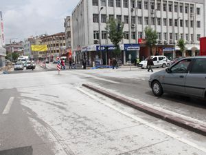 Salak ışıklara tepki!