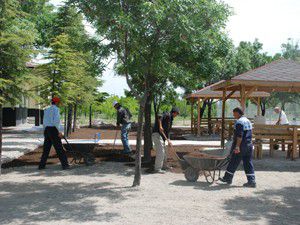 Karatayın yeşil alan ve park çalışmaları sürüyor