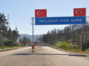 Yayladağı sınırında güvenlik önlemleri artıyor