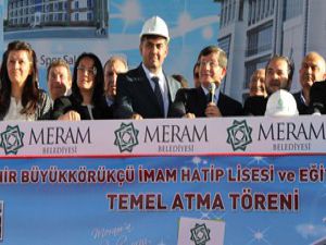 Tahir Hocanın ismi İHLde yaşayacak