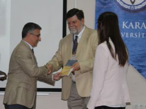 Uluslararası bilişim konferansı başladı