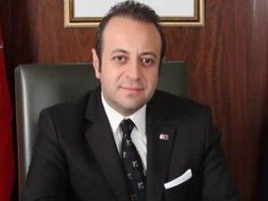"Köpekler istedi diye atlar ölmez!"
