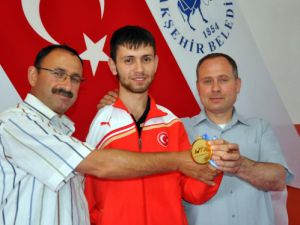 Engelli tekvandocu dünya şampiyonu