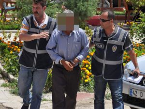 Katil zanlısı koca adliyeye sevkedildi