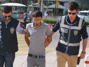 İngiliz turisti bıçaklayanlar yakalandı