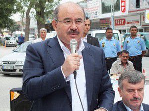 Hüseyin Çelik Konyada toptancılarla buluştu