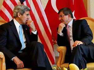 Davutoğlu, Kerryye "dinleme "skandalı"nı sordu