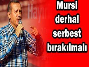 "Biz demokrasinin tarafındayız"