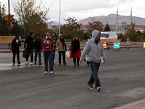 Selçuk üniversitesi öğrencilerinin hayatı tehlikede