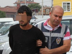 Köpek ısırınca yakayı ele verdi