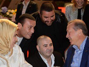 Şafak Sezer Başbakandan özür diledi!