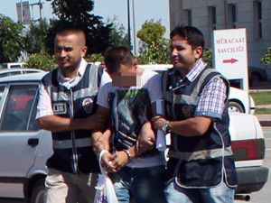 Fuhuşa internetten aracılık eden şahıs tutuklandı