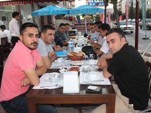 Altınekinli gençler iftarda buluştu