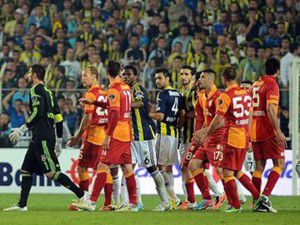 Galatasaray-Fenerbahçe maçı ilk 11leri