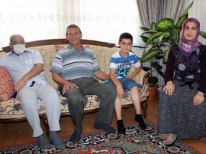 En büyük arzusu oğlunu büyürken görmek!