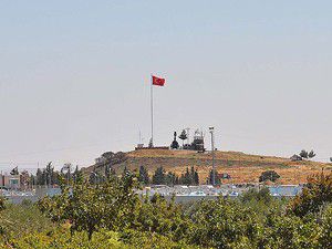 Uçaksavar ve füze rampaları Suriye sınırında