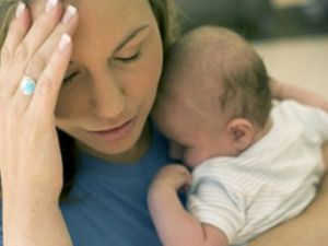 Depresyon annelik keyfi yaşatmıyor