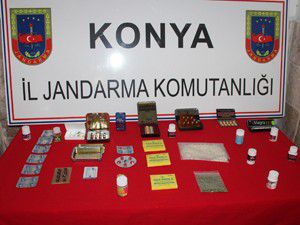 Konyada uyuşturucu operasyonu 8 gözaltı