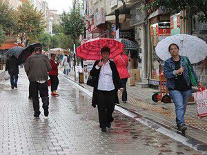 Doğu Akdeniz için "çok kuvvetli" yağış uyarısı