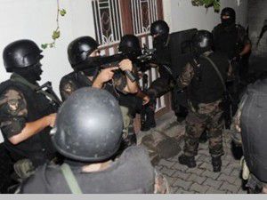 DHKP-C operasyonu: 34 gözaltı