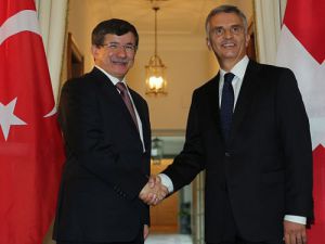 "Türkiye takdiri hak ediyor"