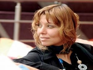 Elif Şafak cumartesi Konyada okurlarıyla buluşuyor