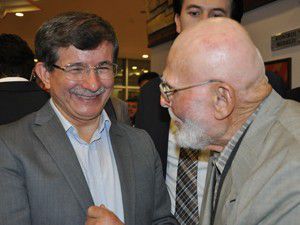 Ak Partinin bayramlaşma programına katıldı