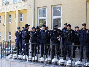 Redhacke belge sızdıran asker hakim karşısında
