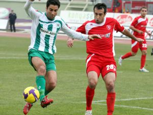 Konyaspor zor kazandı