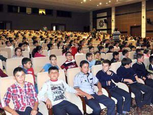 "Osman Gazi ve Şeyh Edebali" Sahnelendi