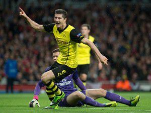 Mesutlu Arsenal gülemedi