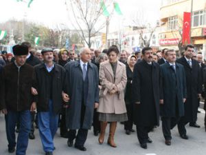 736. Vuslat programı sevgi yürüyüşü ile başladı