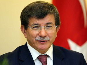 Davutoğluna gizlice twit atıp kurtuldular