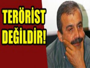 Elini öpüp başına koymadığı kaldı!