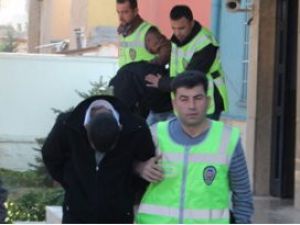 Konyada televizyon çalan hırsızlar yakalandı