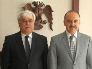 Vali Eroldan Kombassana ziyaret