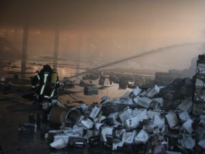Konyada fabrika yangını
