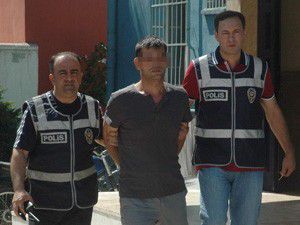Profesörü bıçaklayan öğrenciye 13 yıl 4 ay hapis..