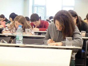 Dershanede vergi oyunu