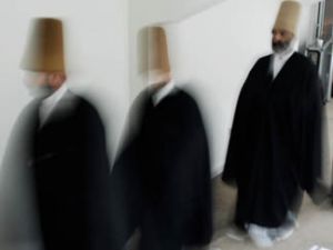 Mevlana Müslüman Noel Baba değildir