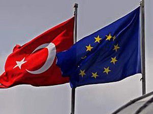 Türk vatandaşlara vizesiz AB yolu açıldı