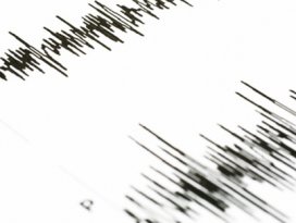 Vandan sonra Akdenizde de deprem!