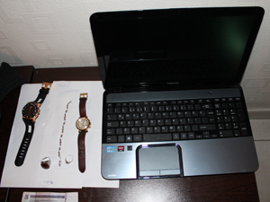 Çaldıkları laptopu gömen hırsızlar yakalandı