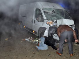 Konyada iki minibüs çarpıştı!